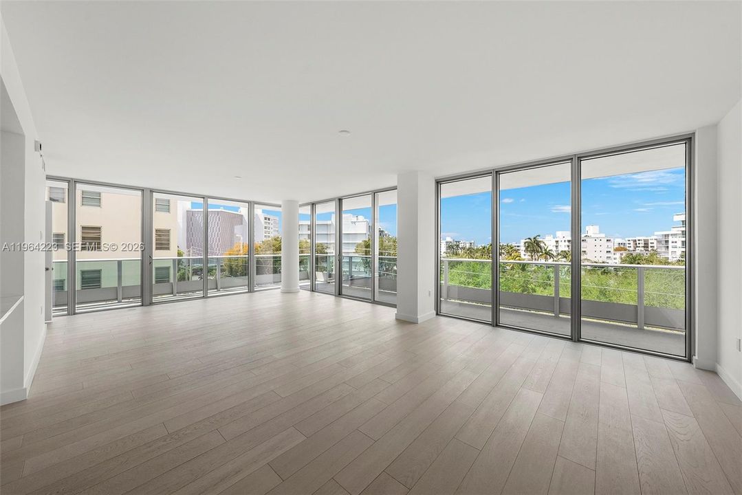 На продажу: $2,595,000 (3 спален, 3 ванн, 2068 Квадратных фут)