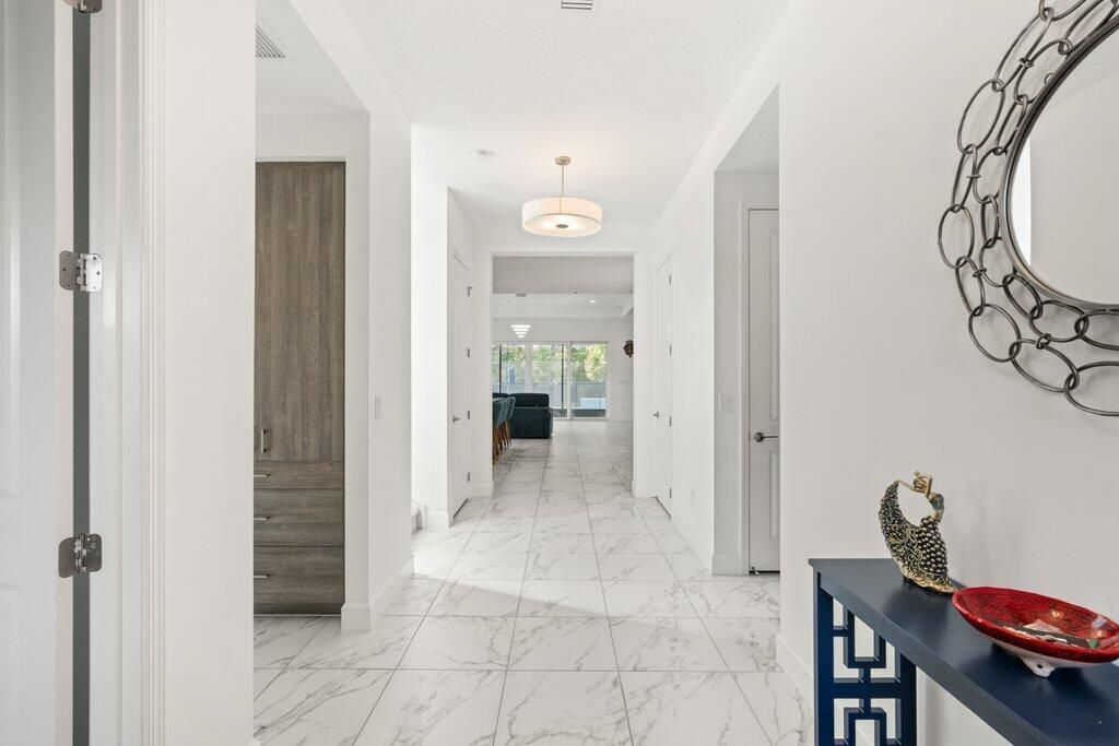 Foyer to Patio.jpg-SMALL