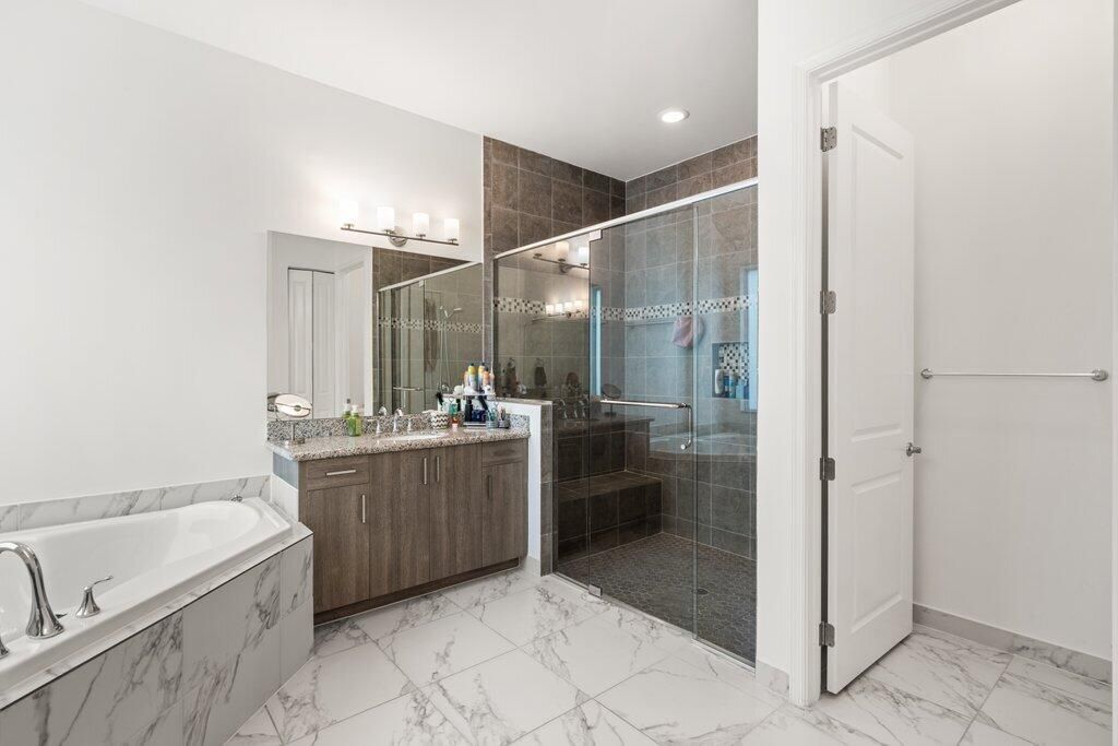 Primary Bathroom R.jpg-SMALL