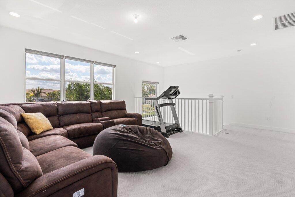 2nd Floor Family Room.jpg-SMALL