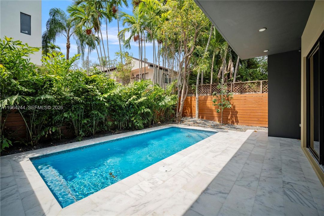 En Venta: $2,695,000 (5 camas, 5 baños, 0 Pies cuadrados)