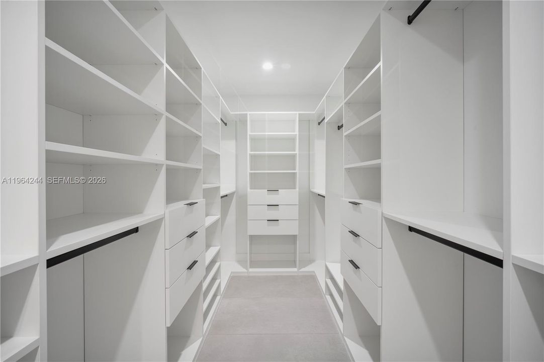 En Venta: $2,695,000 (5 camas, 5 baños, 0 Pies cuadrados)