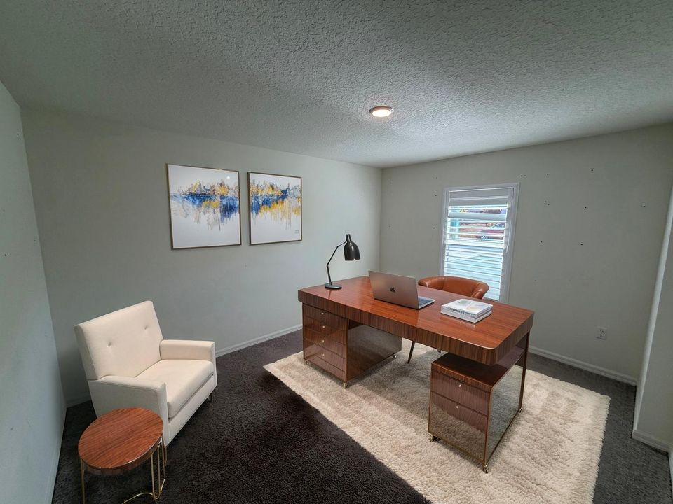 IMG_2124 - Home Office - Standard - 3