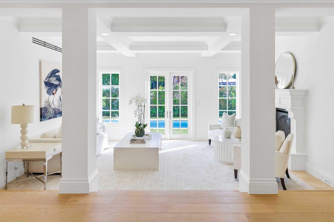 Entry Living Area