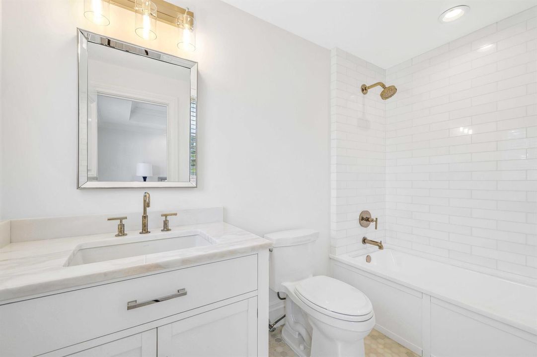 Guest Bathroom 2