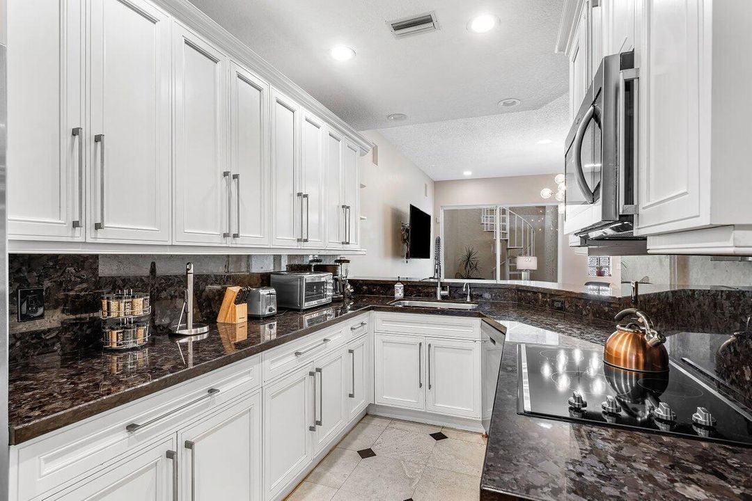 009-4517SouthOceanBoulevard-HighlandBeac