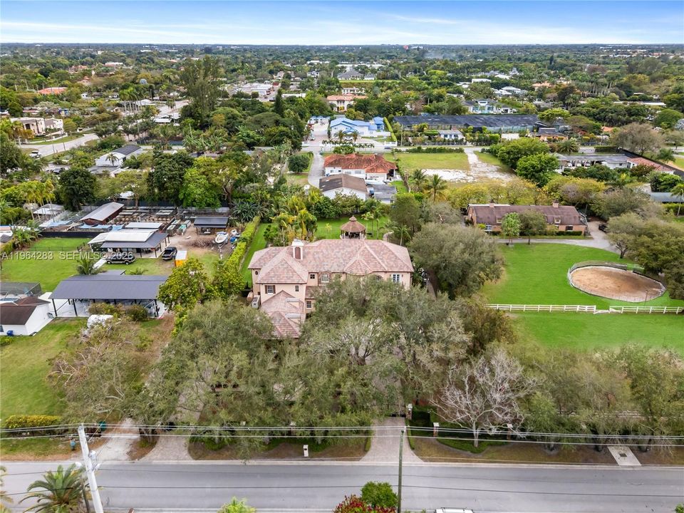 For Sale: $5,900,000 (8 beds, 6 baths, 6694 Square Feet)