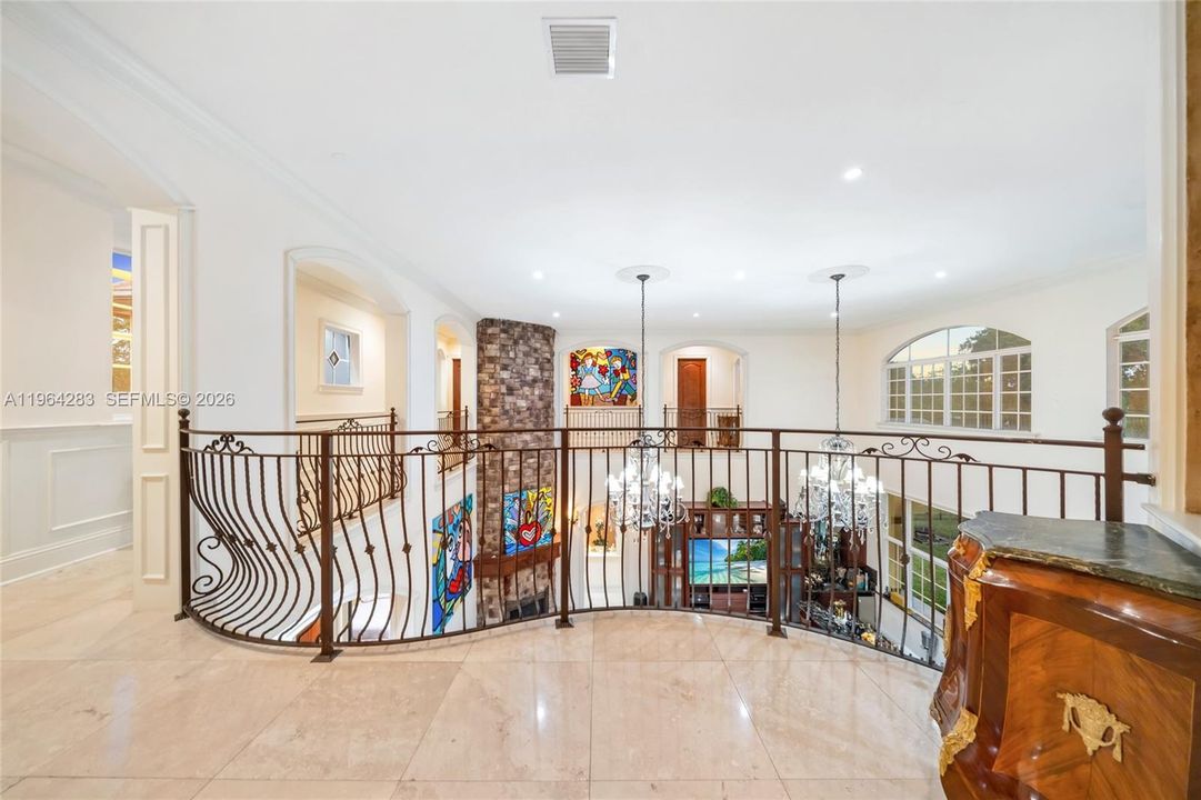 For Sale: $5,900,000 (8 beds, 6 baths, 6694 Square Feet)