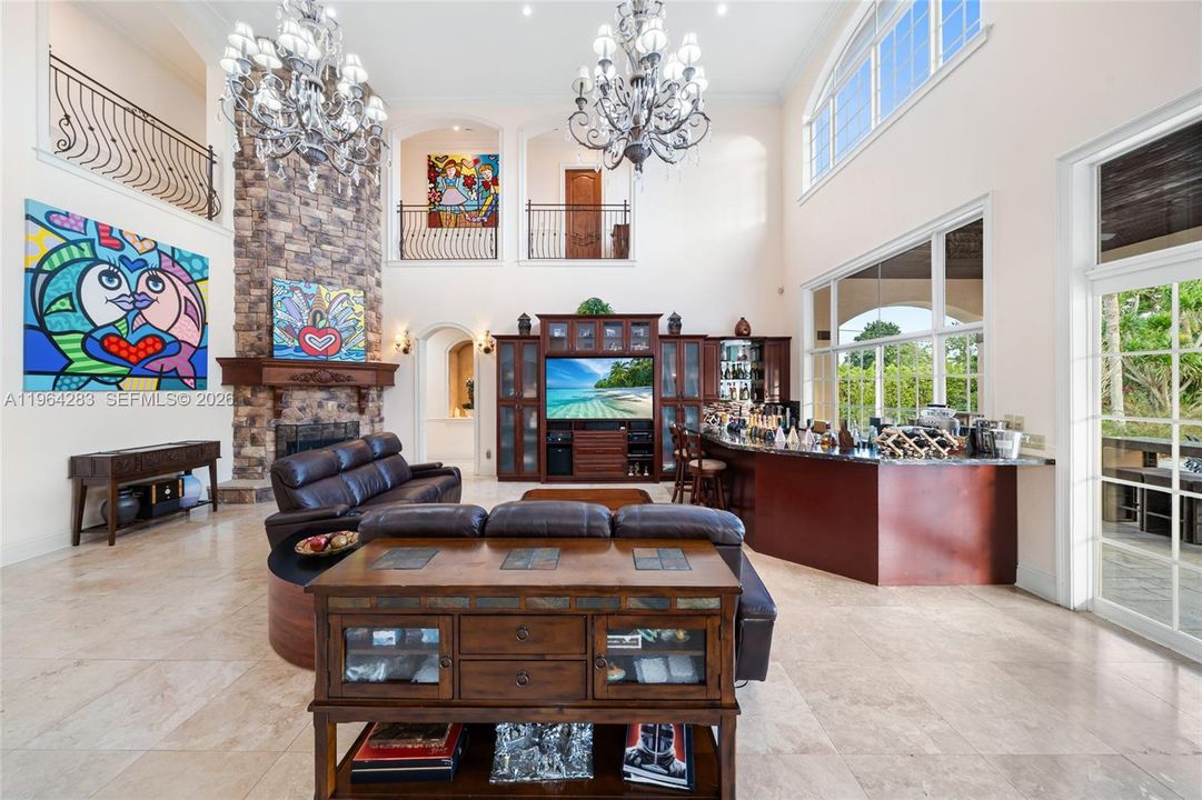 For Sale: $5,900,000 (8 beds, 6 baths, 6694 Square Feet)