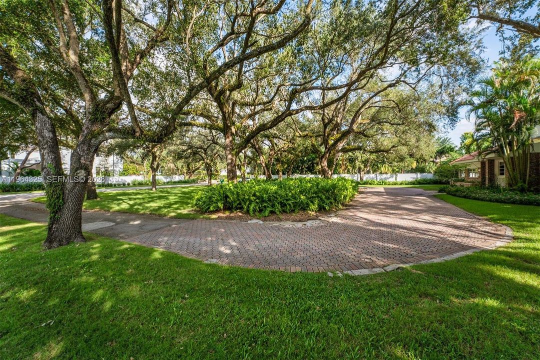 Active With Contract: $7,790,000 (1.25 acres)