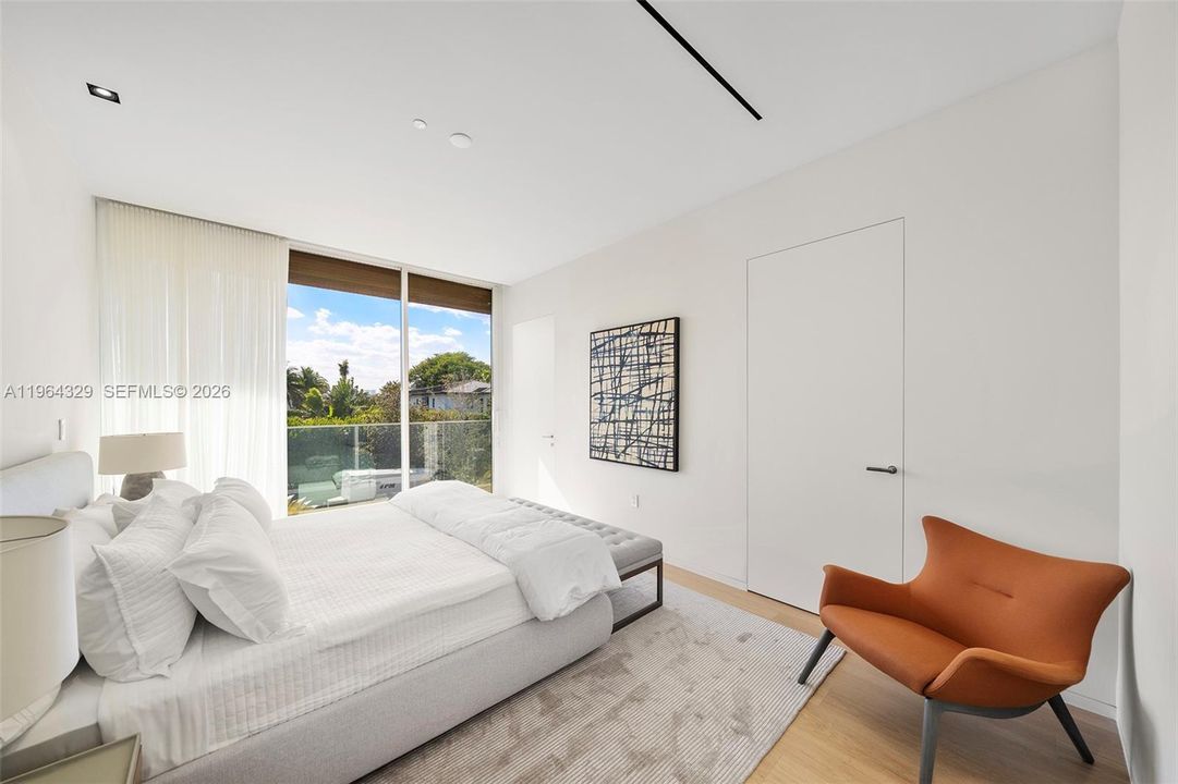 For Sale: $9,249,000 (4 beds, 5 baths, 4257 Square Feet)