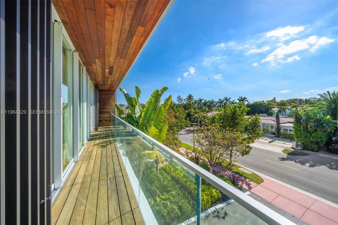 For Sale: $9,249,000 (4 beds, 5 baths, 4257 Square Feet)