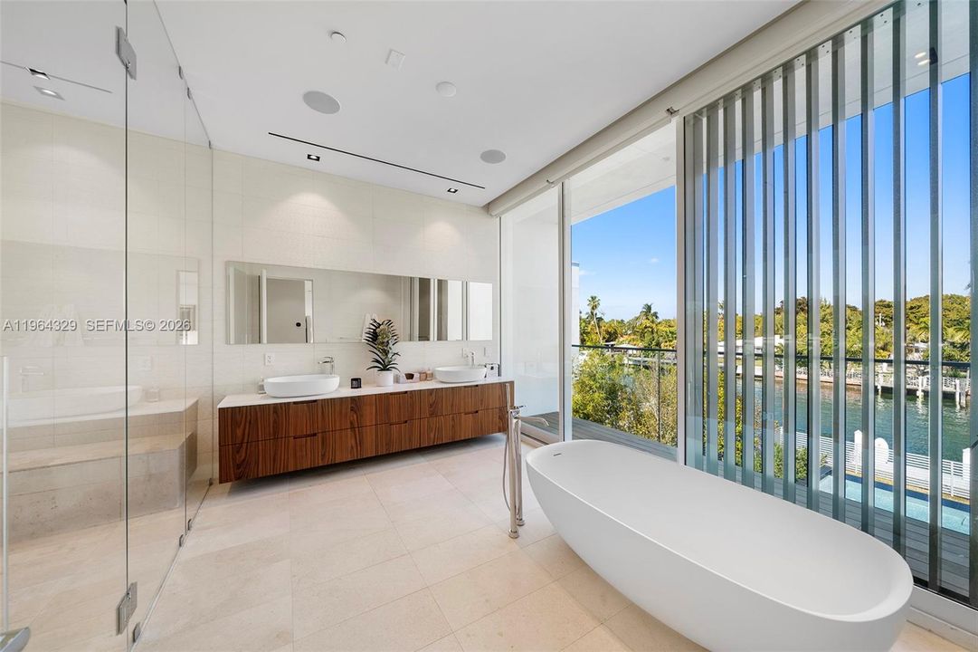 For Sale: $9,249,000 (4 beds, 5 baths, 4257 Square Feet)
