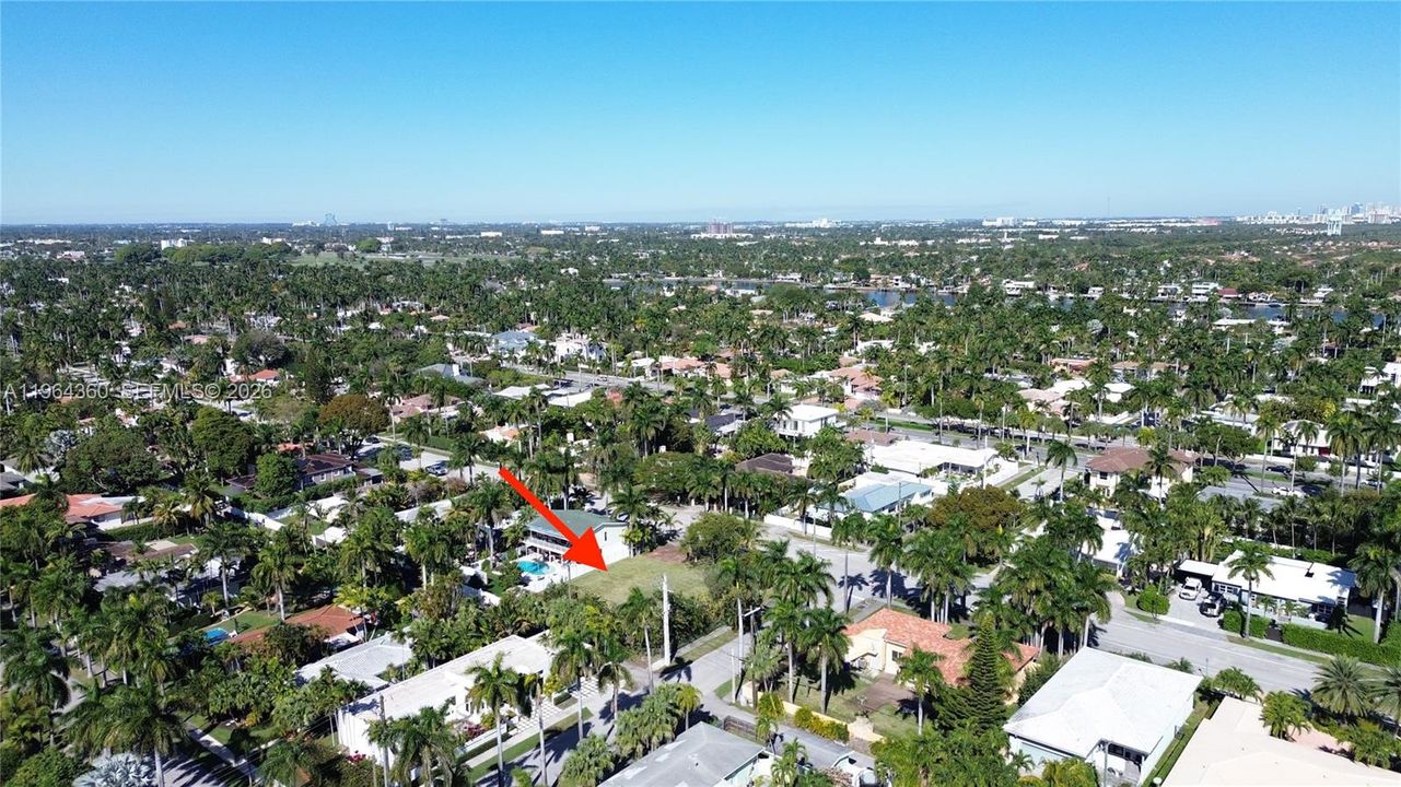 For Sale: $1,990,000 (0.30 acres)