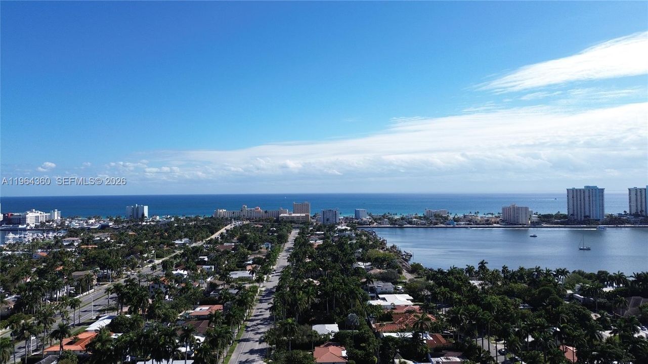 For Sale: $1,990,000 (0.30 acres)