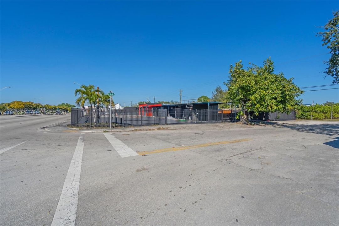 В аренду: $10,800 (0 спален, 0 ванн, 0 Квадратных фут)