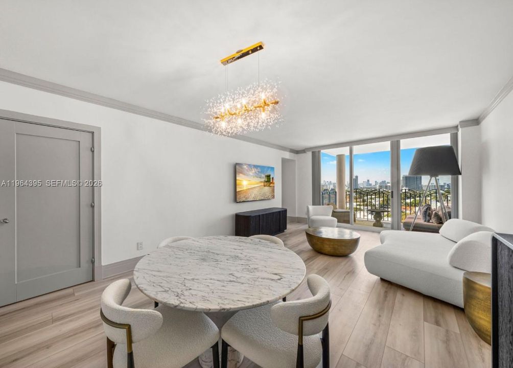 En Venta: $1,425,000 (1 camas, 2 baños, 940 Pies cuadrados)