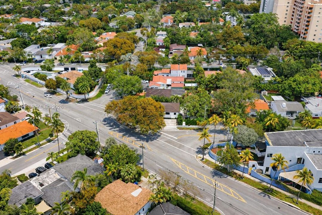 Недавно продано: $1,295,000 (3 спален, 2 ванн, 1340 Квадратных фут)