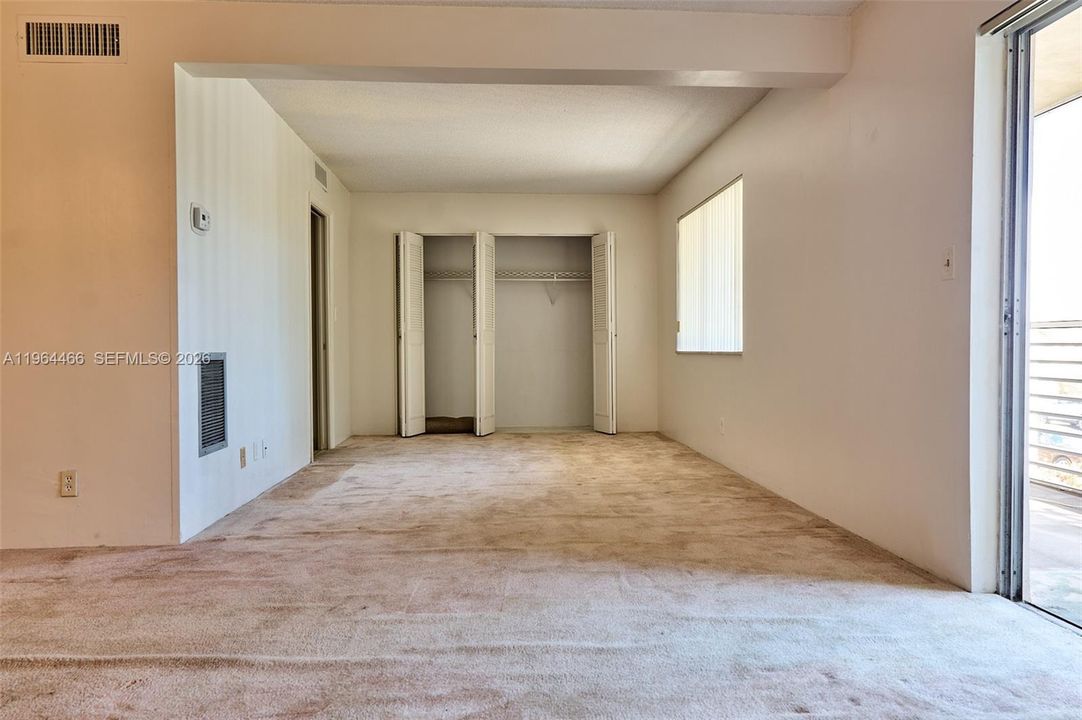 Vendido Recientemente: $25,000 (2 camas, 1 baños, 894 Pies cuadrados)
