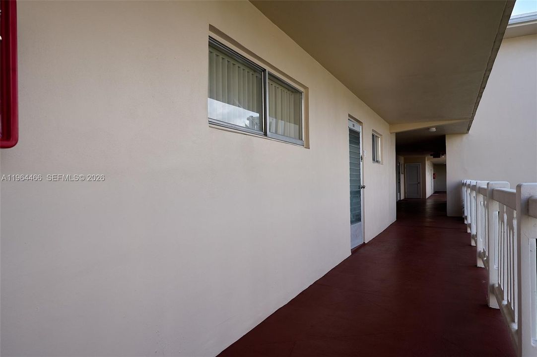 Vendido Recientemente: $25,000 (2 camas, 1 baños, 894 Pies cuadrados)