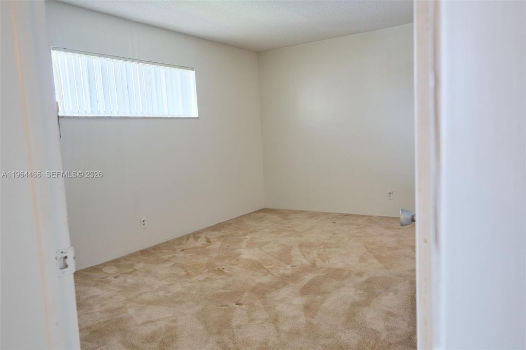 Vendido Recientemente: $25,000 (2 camas, 1 baños, 894 Pies cuadrados)