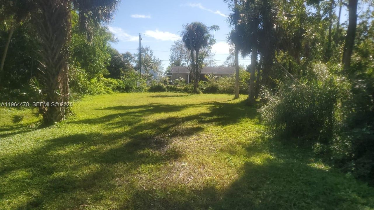 En Venta: $212,000 (0.16 acres)