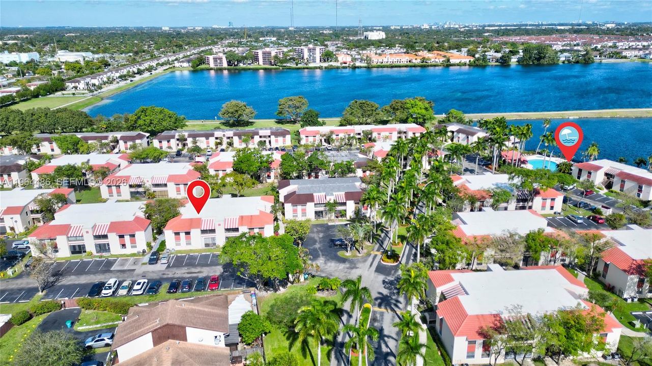 Vendido Recientemente: $209,500 (2 camas, 2 baños, 978 Pies cuadrados)