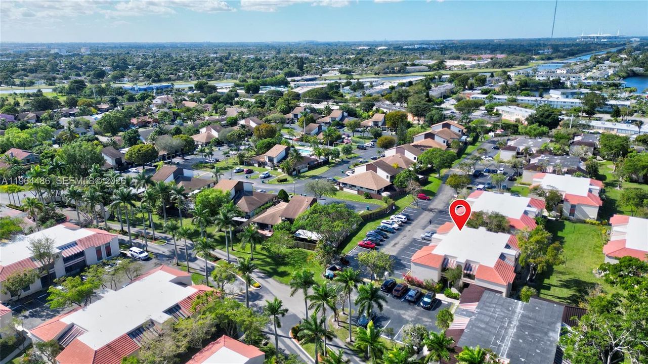 Vendido Recientemente: $209,500 (2 camas, 2 baños, 978 Pies cuadrados)