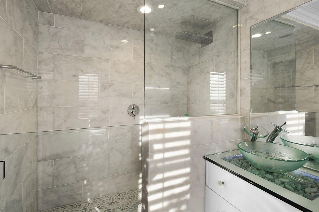 Guest Room Bath