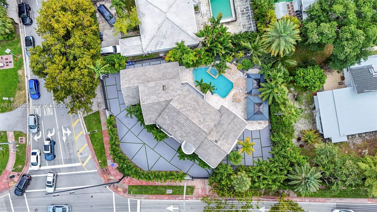 For Sale: $5,549,990 (4 beds, 3 baths, 3673 Square Feet)