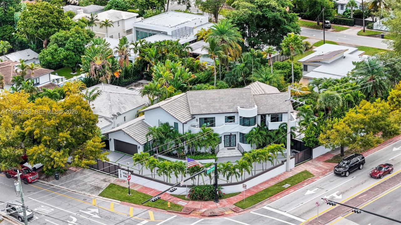 For Sale: $5,549,990 (4 beds, 3 baths, 3673 Square Feet)