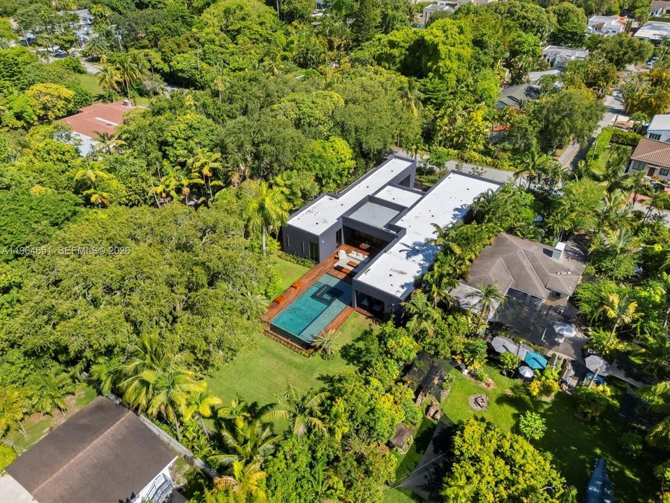 For Rent: $50,000 (5 beds, 5 baths, 0 Square Feet)