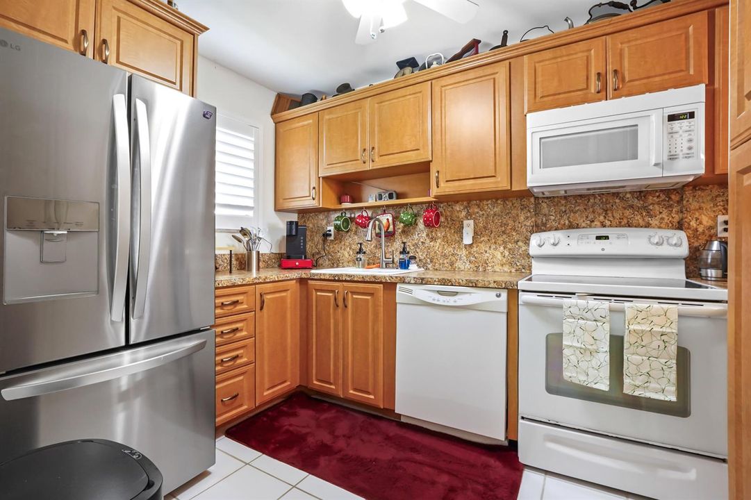 10 kitchen 01
