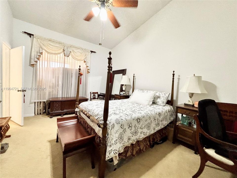 En Venta: $225,000 (3 camas, 2 baños, 1692 Pies cuadrados)