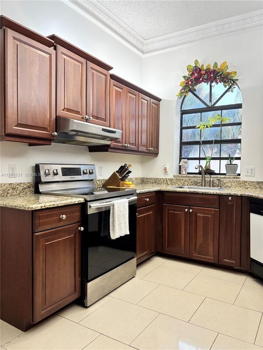En Venta: $225,000 (3 camas, 2 baños, 1692 Pies cuadrados)