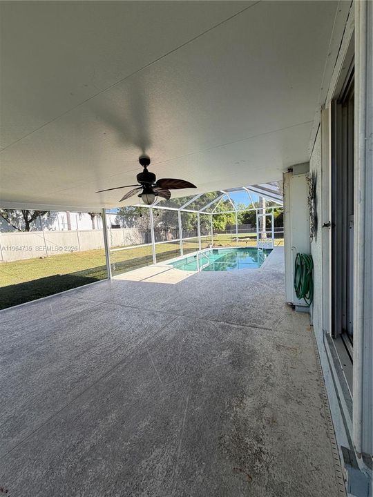 Recently Rented: $2,000 (3 beds, 2 baths, 1314 Square Feet)