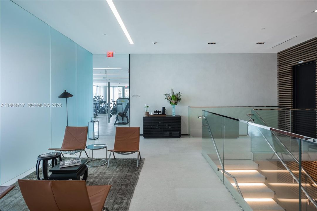 For Sale: $4,350,000 (2 beds, 2 baths, 1917 Square Feet)