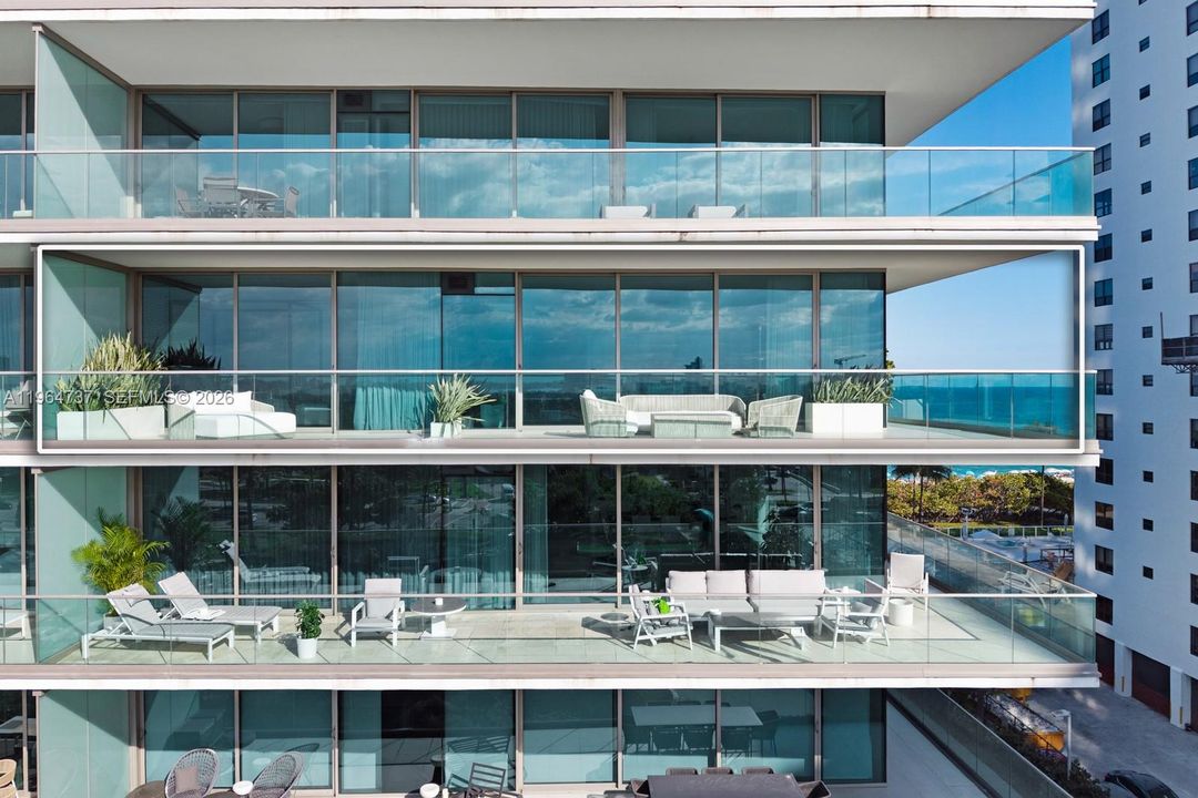 For Sale: $4,350,000 (2 beds, 2 baths, 1917 Square Feet)