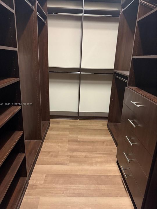 En Renta: $5,000 (3 camas, 3 baños, 2907 Pies cuadrados)