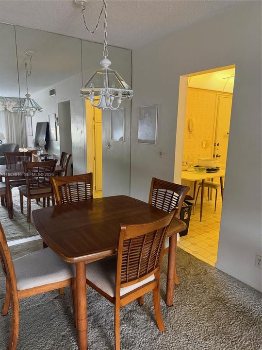 Vendido Recientemente: $99,999 (2 camas, 2 baños, 930 Pies cuadrados)