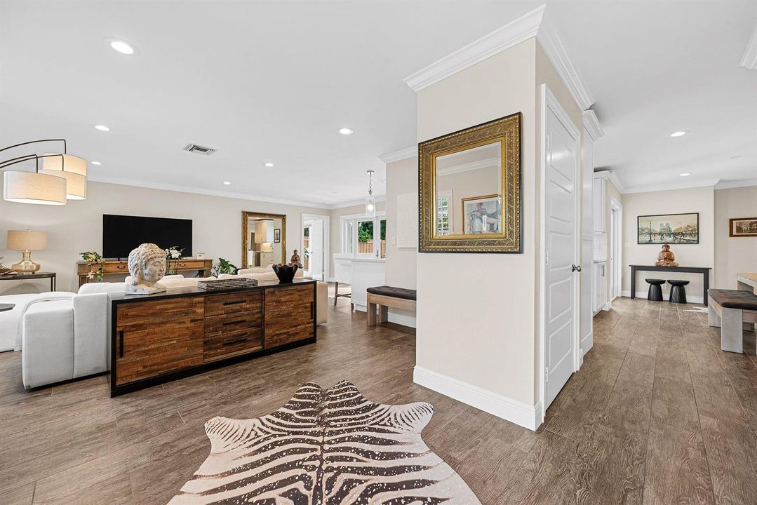 008-830TangerineWay-DelrayBeach-FL-33483