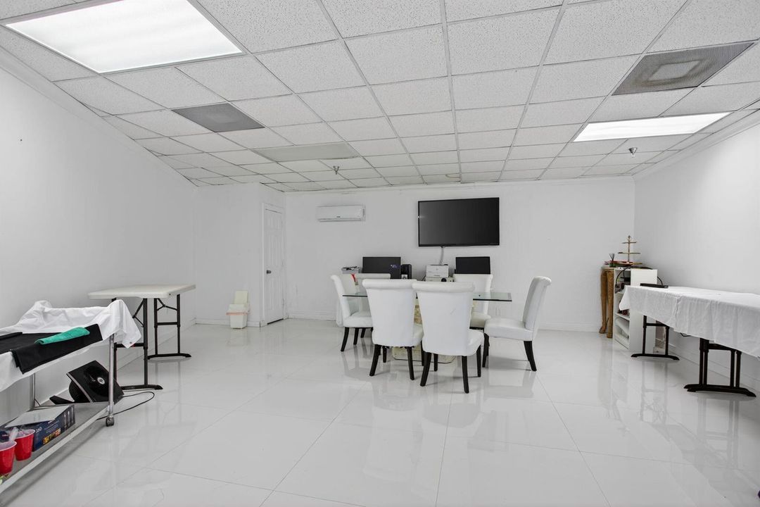 25-web-or-mls-2800-9530