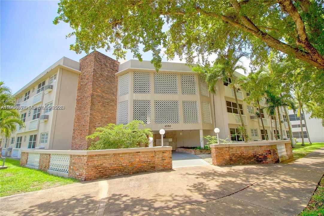 En Venta: $280,000 (0 camas, 1 baños, 392 Pies cuadrados)