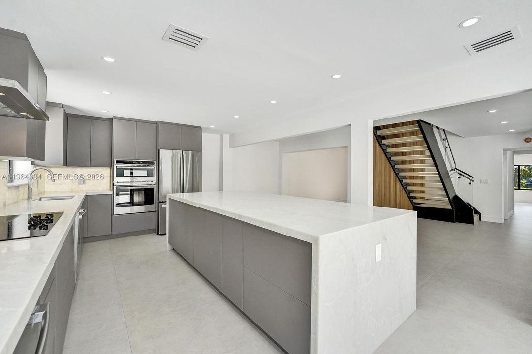 En Venta: $1,549,000 (4 camas, 2 baños, 2088 Pies cuadrados)
