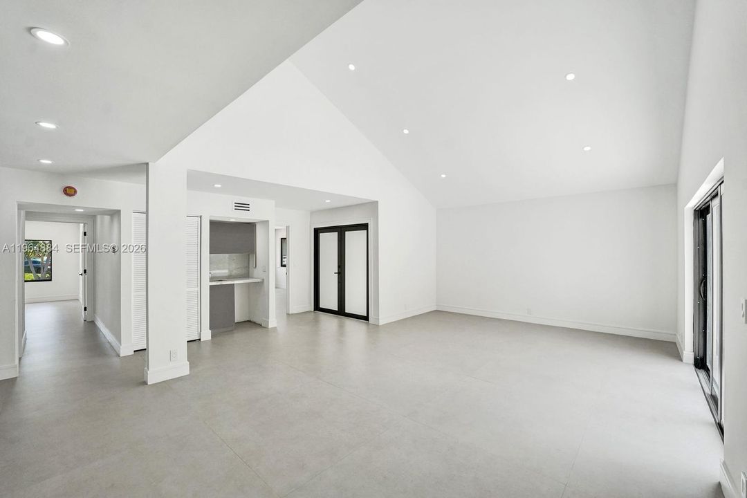 En Venta: $1,549,000 (4 camas, 2 baños, 2088 Pies cuadrados)