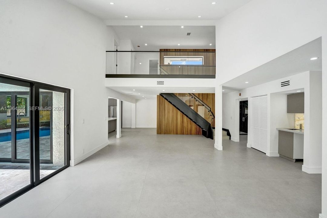 En Venta: $1,549,000 (4 camas, 2 baños, 2088 Pies cuadrados)