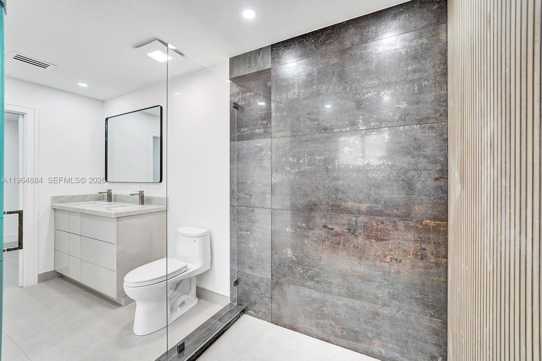 En Venta: $1,549,000 (4 camas, 2 baños, 2088 Pies cuadrados)