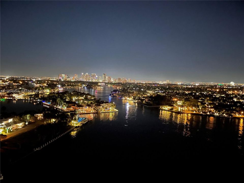 For Sale: $4,495,000 (3 beds, 4 baths, 4043 Square Feet)