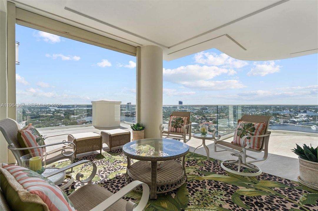 For Sale: $4,495,000 (3 beds, 4 baths, 4043 Square Feet)