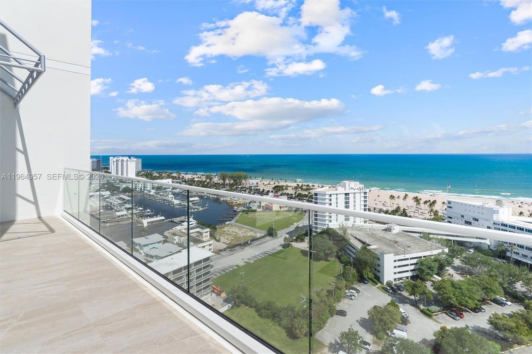 For Sale: $4,495,000 (3 beds, 4 baths, 4043 Square Feet)
